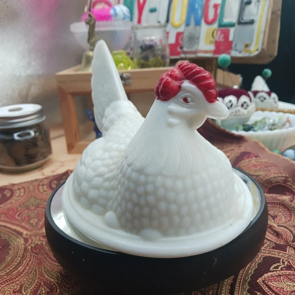 Vtg Westmoreland Hen On Nest HON White Milk Glass Split Tail TOP LID Only *Crack